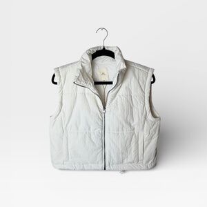 Thread & Supply True White Cropped Puffer Vest (E)